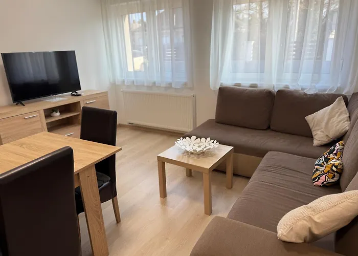 Leda 1-2 Aranypart שיופוק